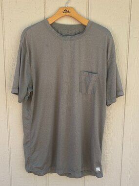 Vuori Tradewind 2.0 Pocket T-Shirt Men's XL Grey Gym Workout Performance Summer